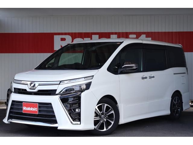 Toyota VOXY 2018 — фото автомобиля 1