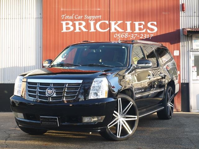 Cadillac ESCALADE 2014 — фото автомобиля 1