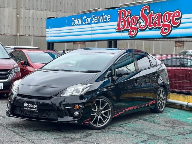 Toyota PRIUS 2012 — фото автомобиля 1