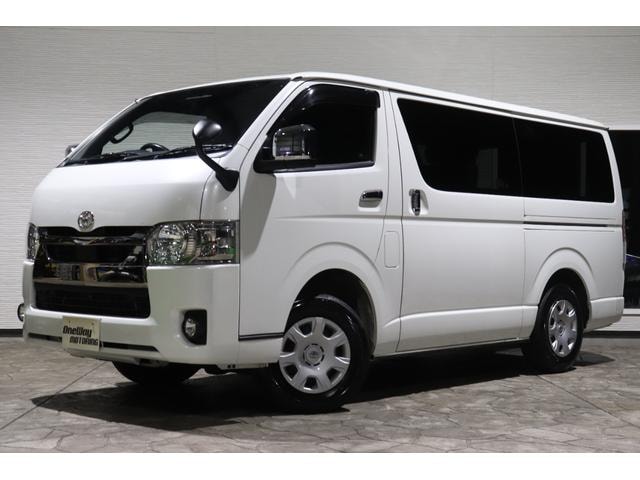 Toyota HIACE VAN 2021 — фото автомобиля 1