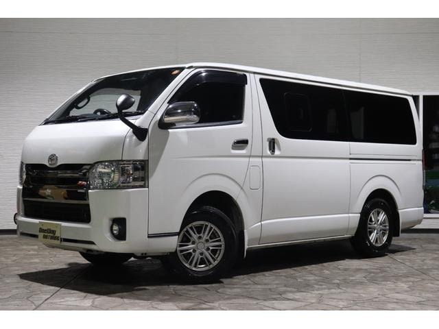 Toyota HIACE VAN 2019 — фото автомобиля