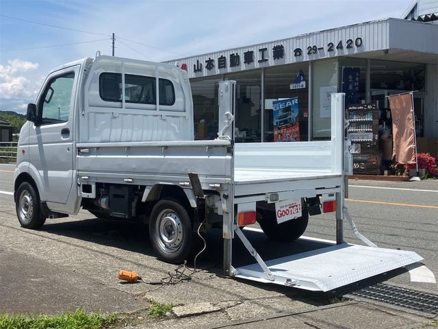 Suzuki CARRY TRUCK 2010 — фото автомобиля 1