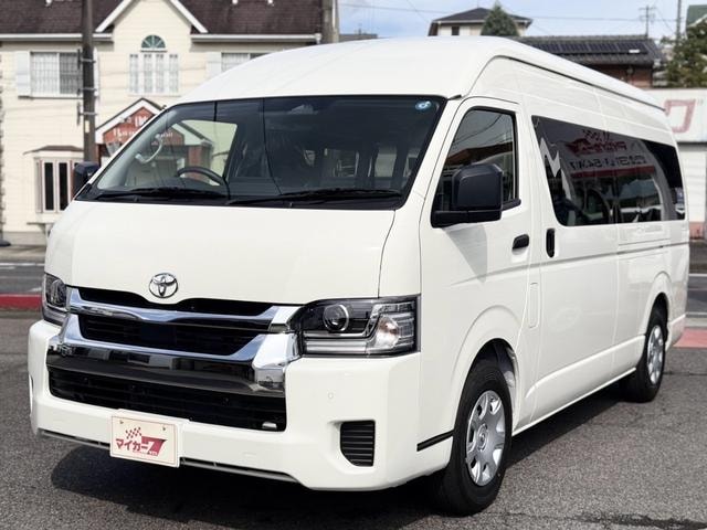 Toyota HIACE VAN 2026 — фото автомобиля 1