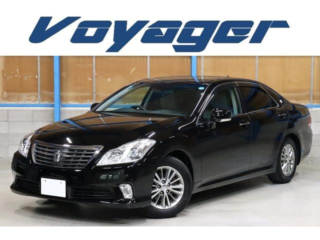 Toyota CROWN 2011 — фото автомобиля 1