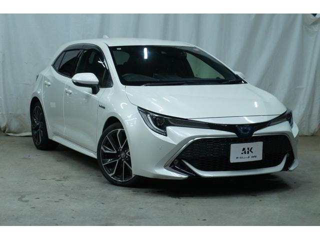 Toyota COROLLASPORT 2018 — фото автомобиля