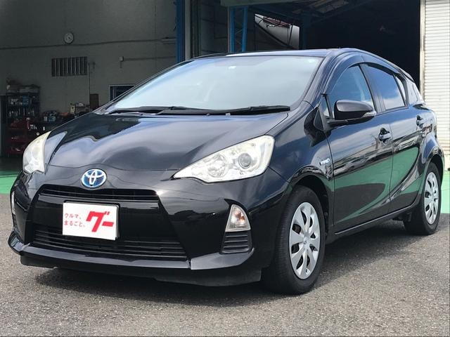 Toyota AQUA 2013 — фото автомобиля 1