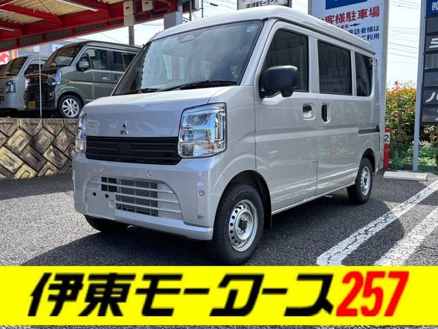 Mitsubishi MINICAB VAN 2026 — фото автомобиля 1
