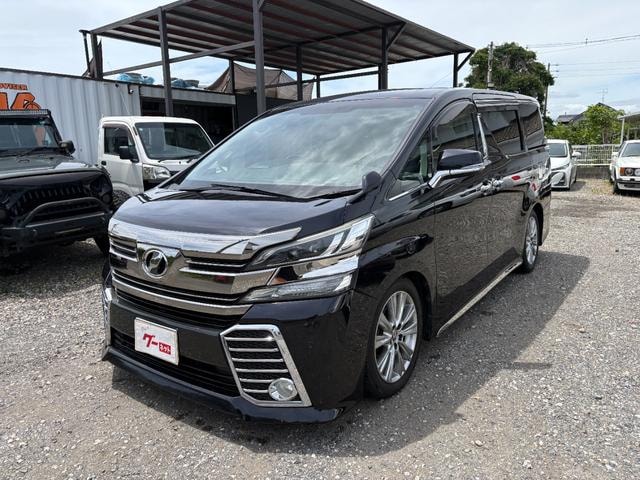 Toyota VELLFIRE 2015 — фото автомобиля 1