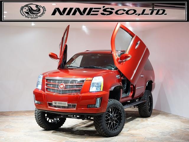 Cadillac ESCALADE 2008 — фото автомобиля 1
