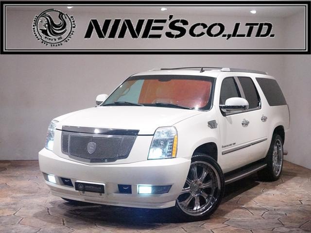 Cadillac ESCALADE 2007 — фото автомобиля 1