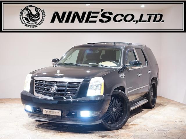 Cadillac ESCALADE 2007 — фото автомобиля 1