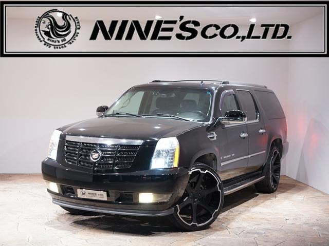 Cadillac ESCALADE 2014 — фото автомобиля 1