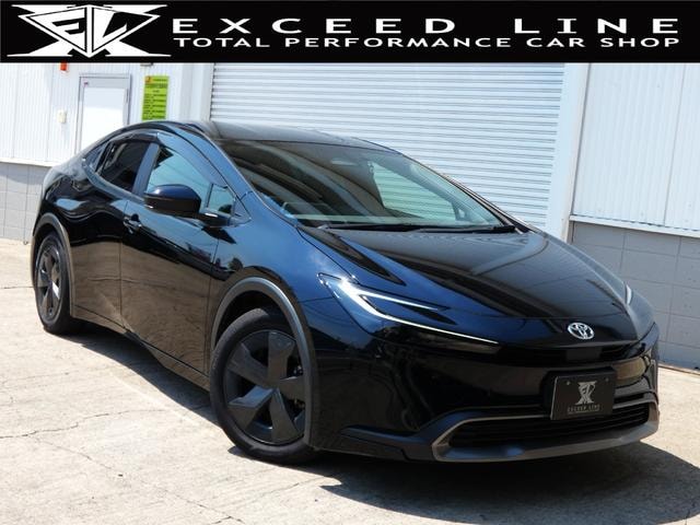 Toyota PRIUS 2023 — фото автомобиля 1