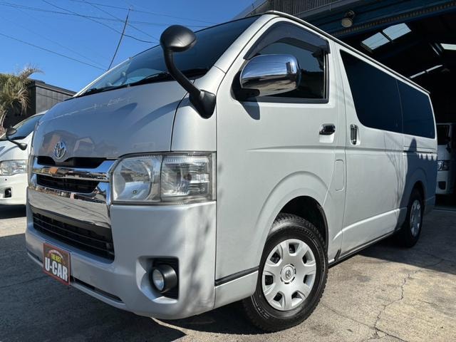 Toyota HIACE VAN 2015 — фото автомобиля 1