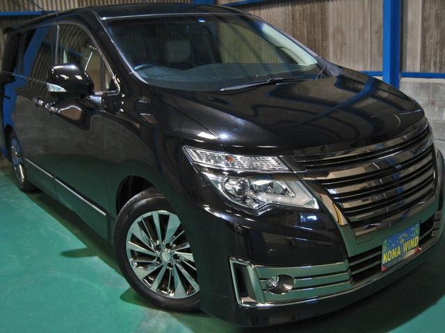 Nissan ELGRAND 2017 — фото автомобиля