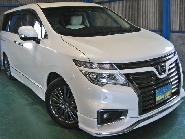 Nissan ELGRAND 2017 — фото автомобиля 1
