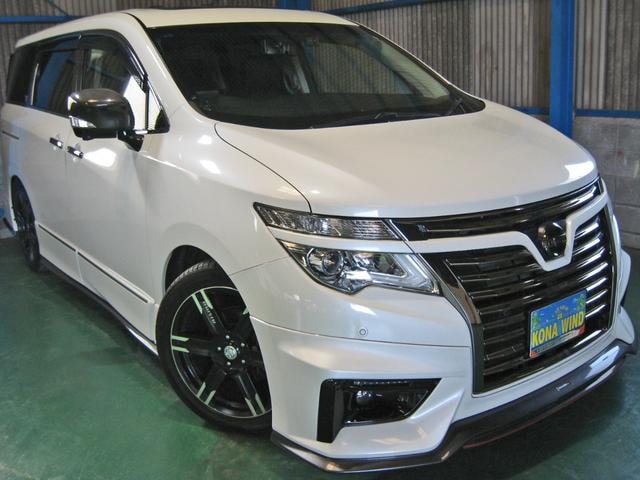 Nissan ELGRAND 2017 — фото автомобиля