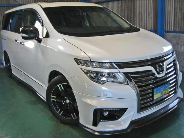 Nissan ELGRAND 2019 — фото автомобиля