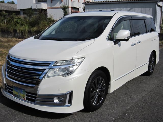 Nissan ELGRAND 2019 — фото автомобиля 1
