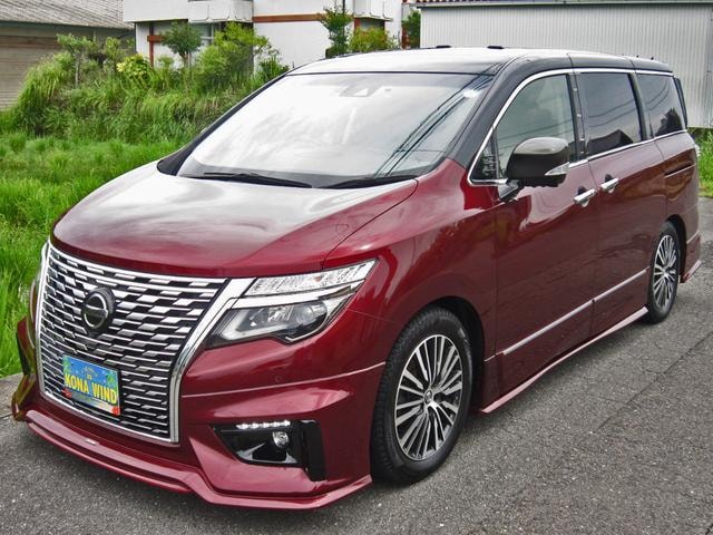 Nissan ELGRAND 2021 — фото автомобиля