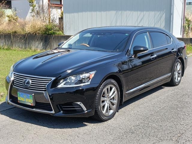 Lexus LS 2015 — фото автомобиля 1
