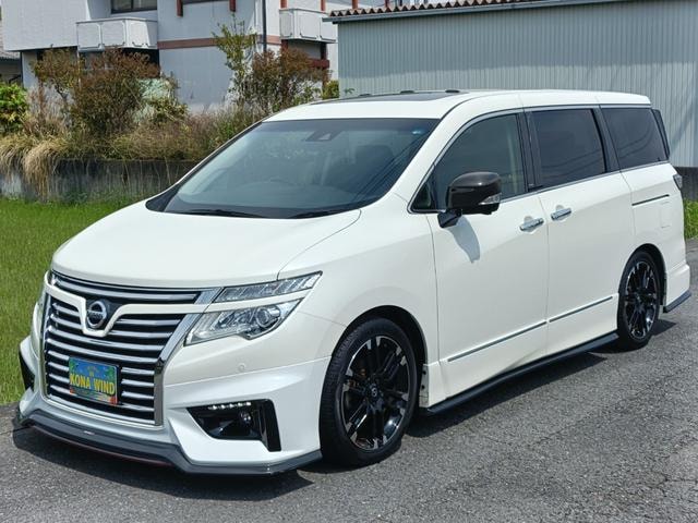 Nissan ELGRAND 2019 — фото автомобиля 1