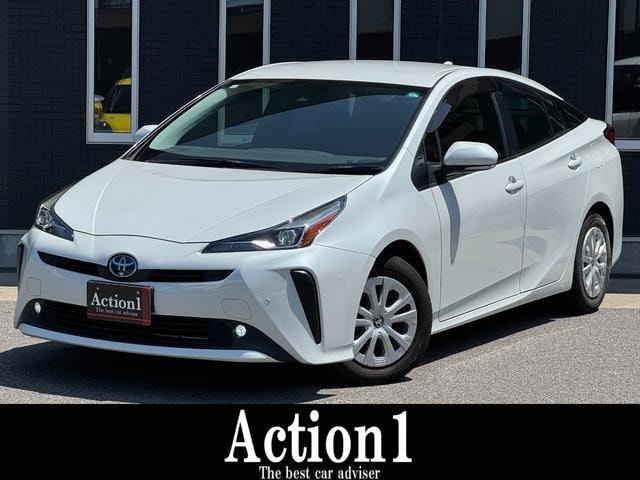 Toyota PRIUS 2021 — фото автомобиля 1