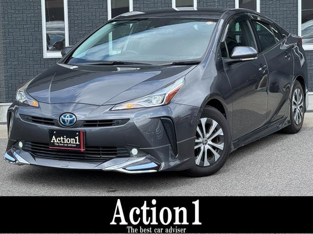 Toyota PRIUS 2021 — фото автомобиля 1