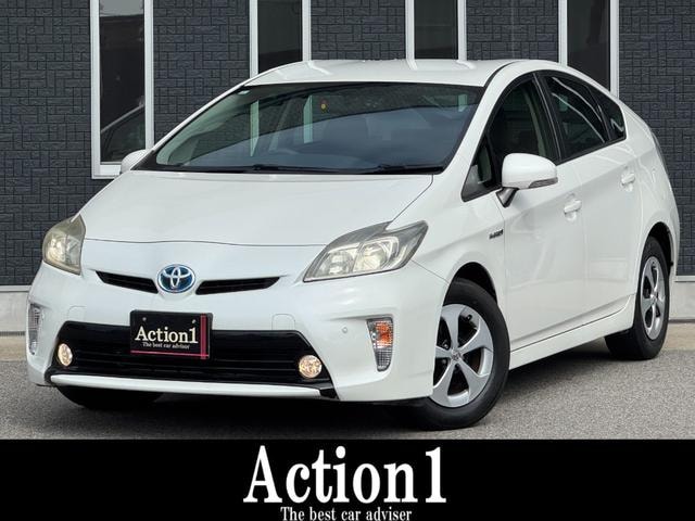 Toyota PRIUS 2013 — фото автомобиля 1