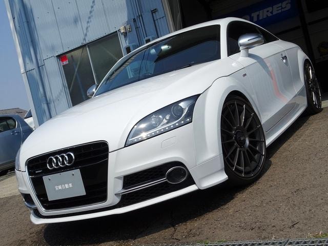 Audi TT COUPE 2013 — фото автомобиля 1