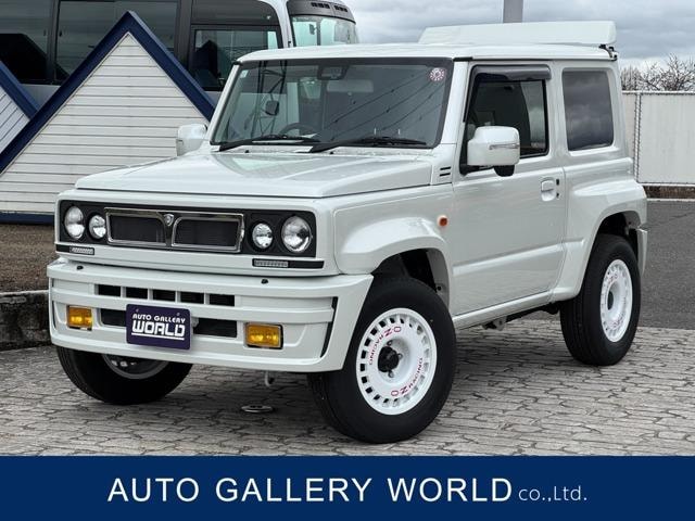 Suzuki JIMNY SIERRA 2023 — фото автомобиля