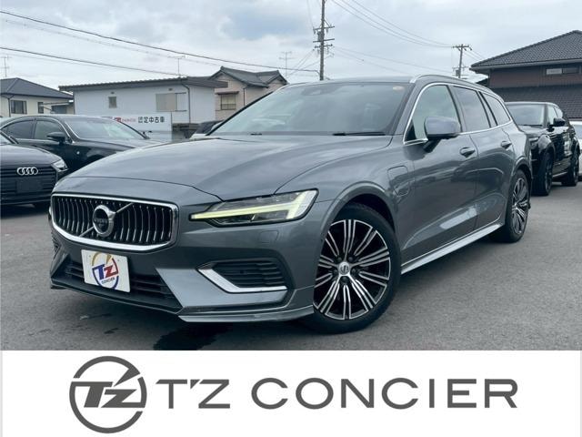 Volvo V60 2019 — фото автомобиля 1
