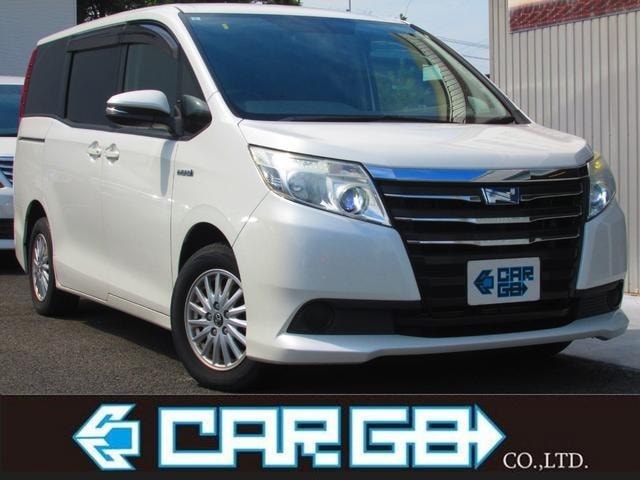 Toyota NOAH 2015 — фото автомобиля