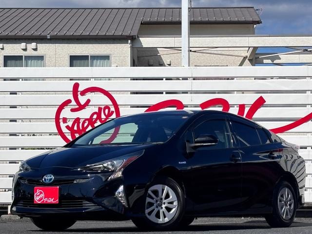 Toyota PRIUS 2018 — фото автомобиля 1