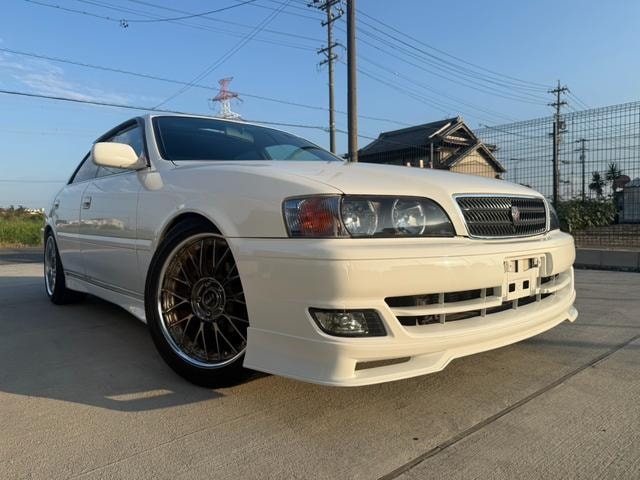 Toyota CHASER 1999 — фото автомобиля 1
