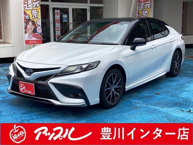 Toyota CAMRY 2022 — фото автомобиля 1
