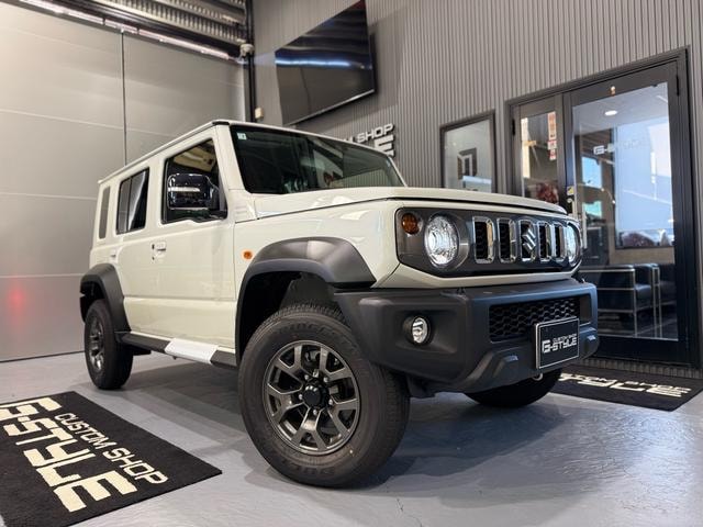 Suzuki JIMNY NOMADE 2026 — фото автомобиля