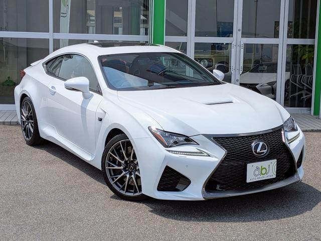 Lexus RC F 2015 — фото автомобиля