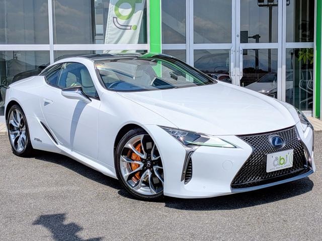 Lexus LC 2017 — фото автомобиля 1
