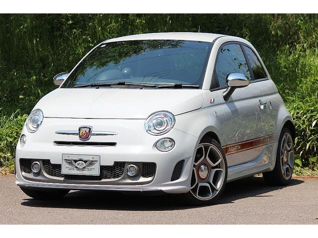 Abarth 595 2013 — фото автомобиля 1
