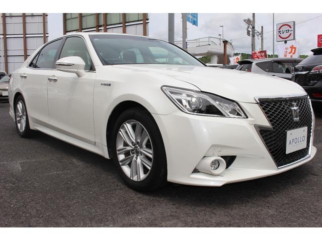 Toyota CROWN HYBRID 2013 — фото автомобиля