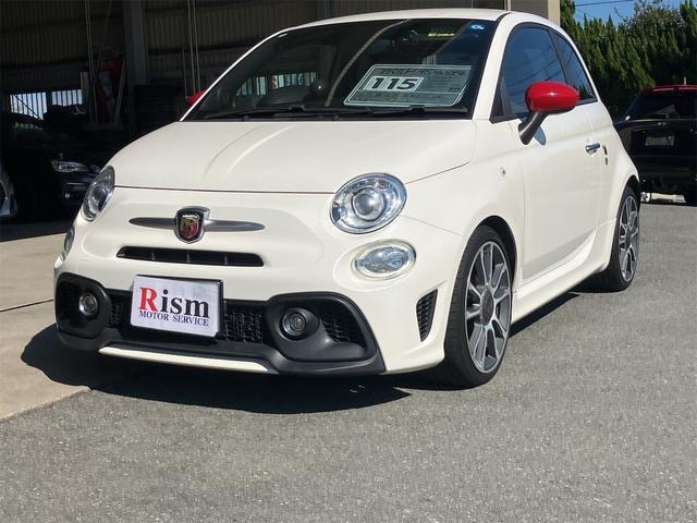 Abarth 595 2018 — фото автомобиля 1
