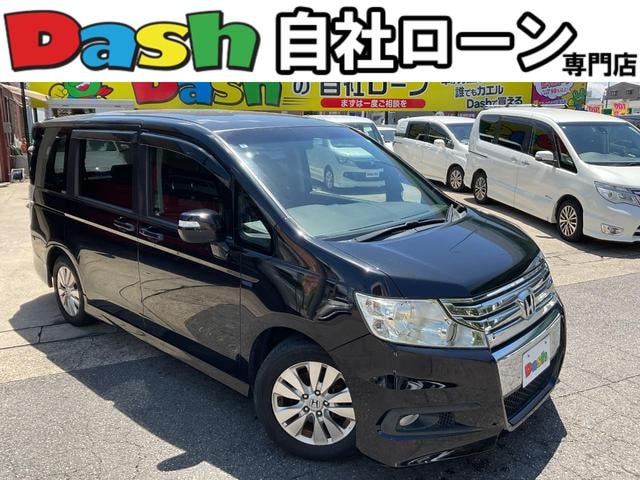 Honda STEPWAGON SPADA 2011 — фото автомобиля 1