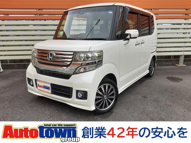 Honda N-BOX CUSTOM 2015 — фото автомобиля 1