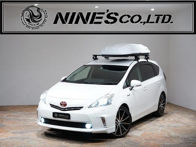 Toyota PRIUS ALPHA 2011 — фото автомобиля 1