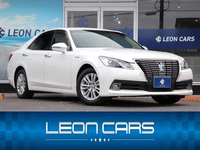 Toyota CROWN HYBRID 2013 — фото автомобиля