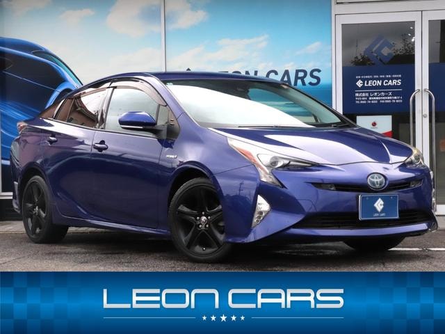Toyota PRIUS 2016 — фото автомобиля 1