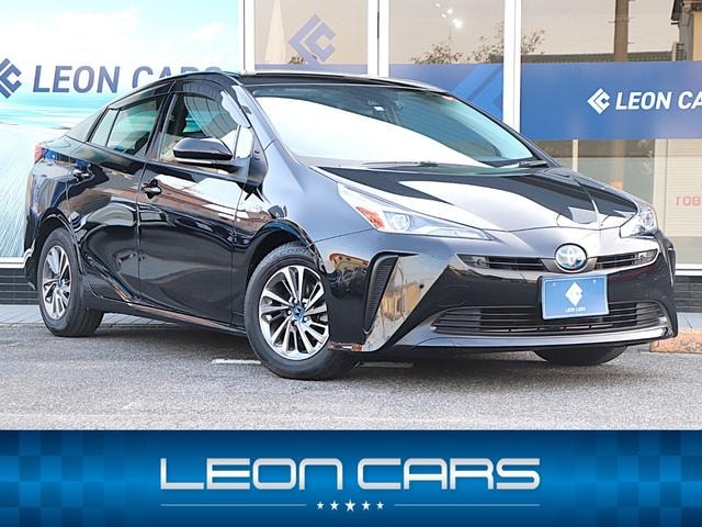Toyota PRIUS 2019 — фото автомобиля 1