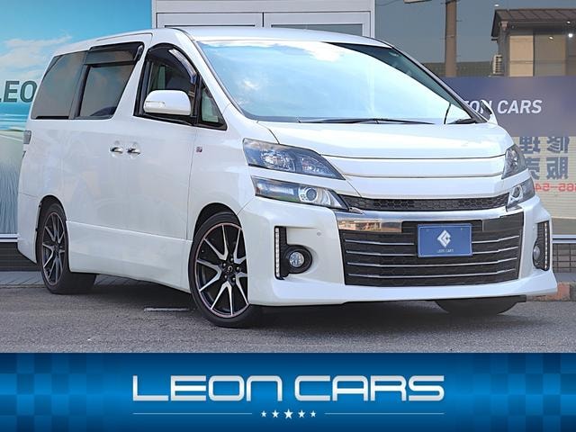 Toyota VELLFIRE 2012 — фото автомобиля 1