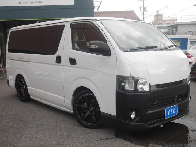 Toyota HIACE VAN 2017 — фото автомобиля 1